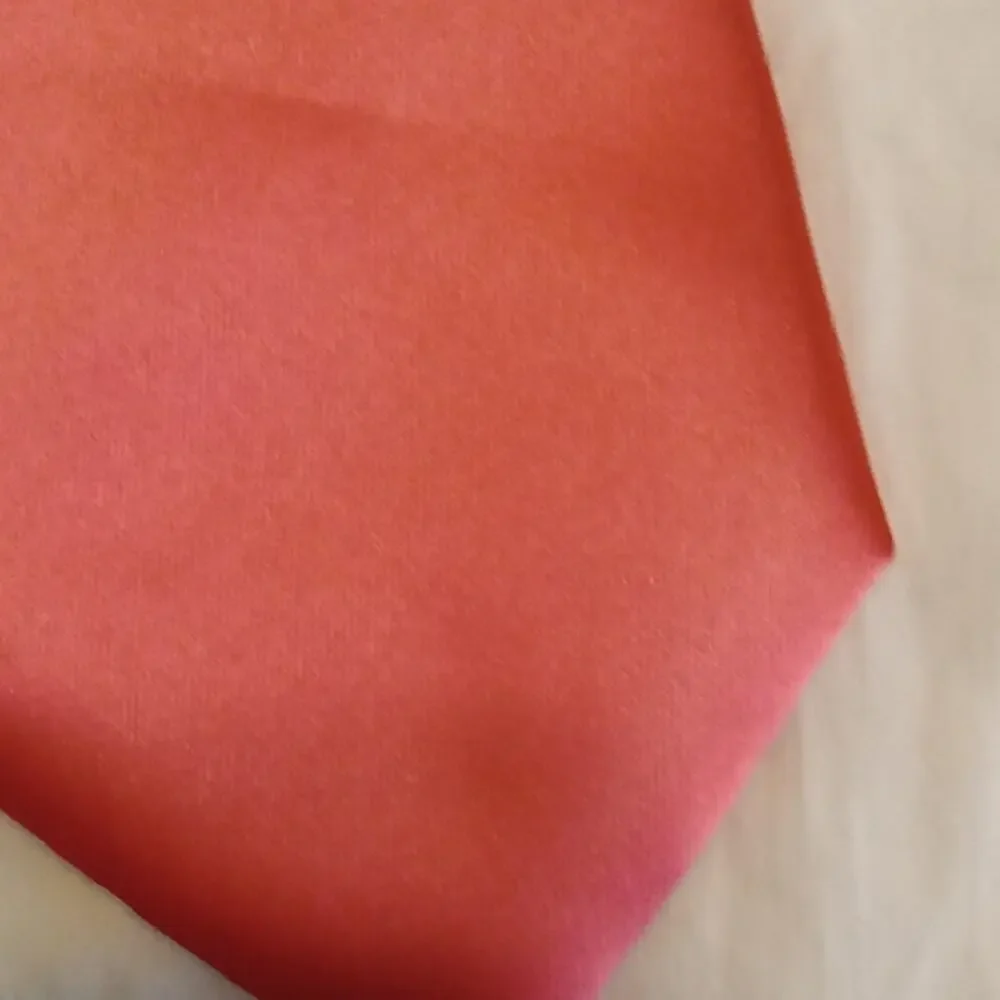 Apt 9 Men's Elegant Pink Satin Tie.